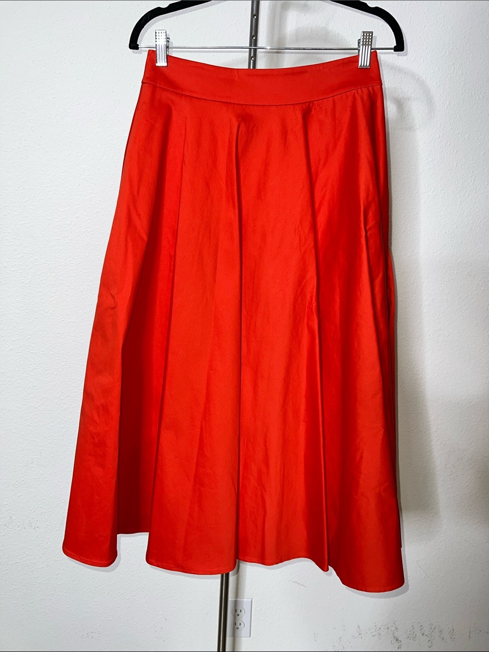 Boden Sateen Flowy Midi Circle Skirt